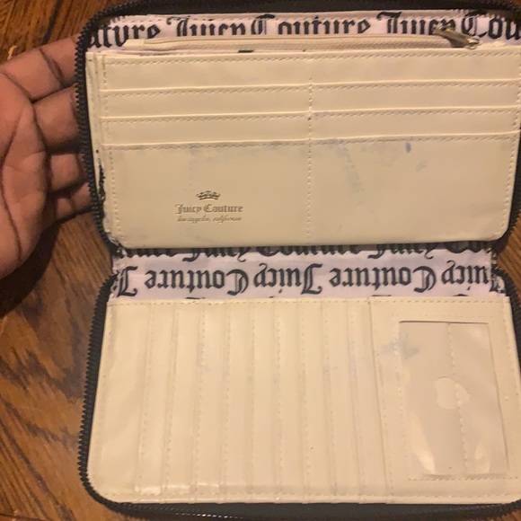 Juicy Couture purse - Picture 3 of 3